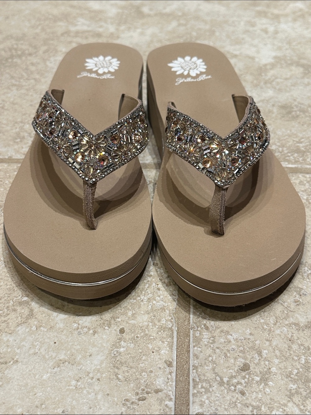 NWOT Yellow Box Taupe Jeweled Platform Flip Flops - Picture 3 of 9